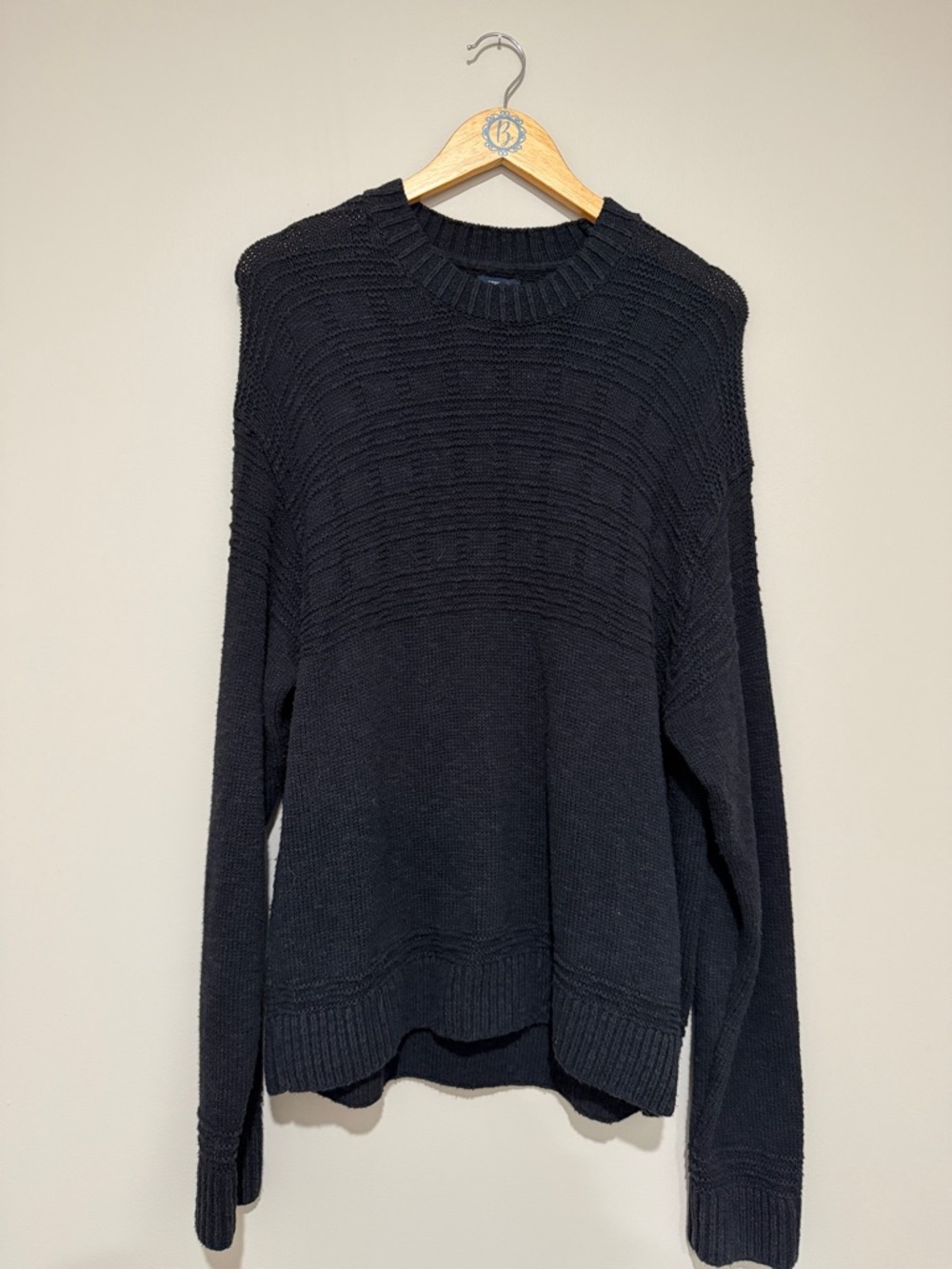 Abercrombie & Fitch Black Cropped Knit Crewneck